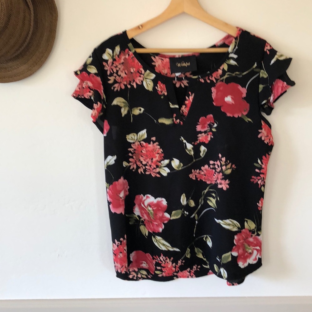 Floral blouse keyhole neckline and flutter sleeves